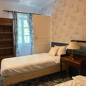 1560- Domaine Des Cinq Jardins- A Magical And Authentic Mansion Locanda